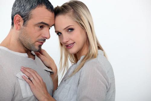 Мужчина старше на 15 лет: как с ним общаться и сохранять отношения 01