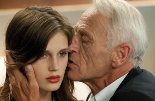 Какие могут быть причины, почему мужчины часто выбирают молодых женщин. Кризис среднего возраста